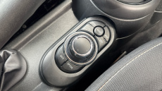 MINI Hatchback 1.5 Cooper Classic 3dr Auto Petrol Hatchback